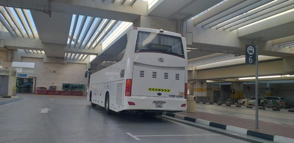 DXB-airport-pickup-Group-Transfer-bus