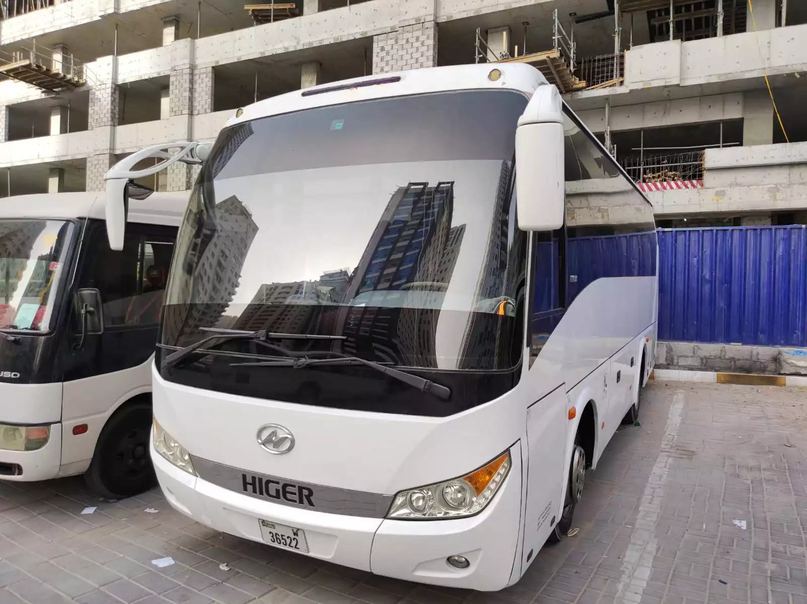 Dubai-Tour-Bus-Rental-Costs