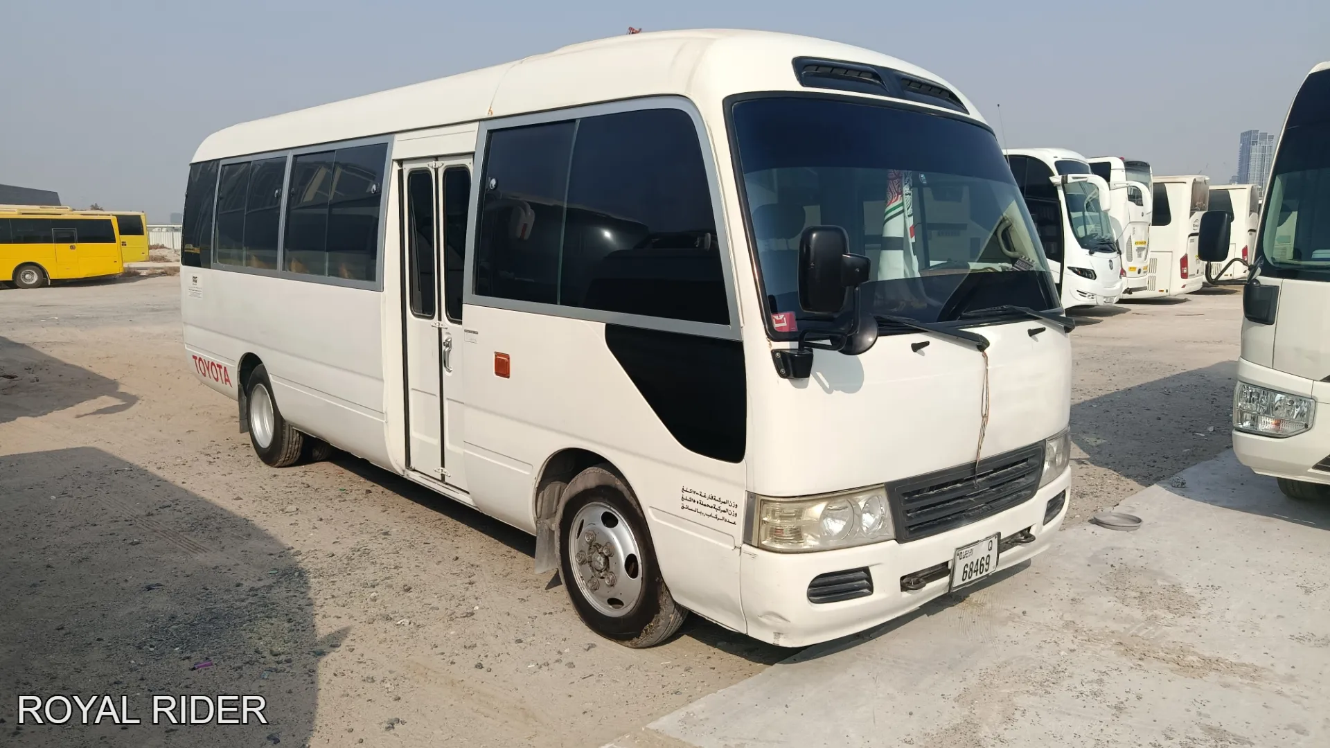 30 seater bus hire Dubai with driver