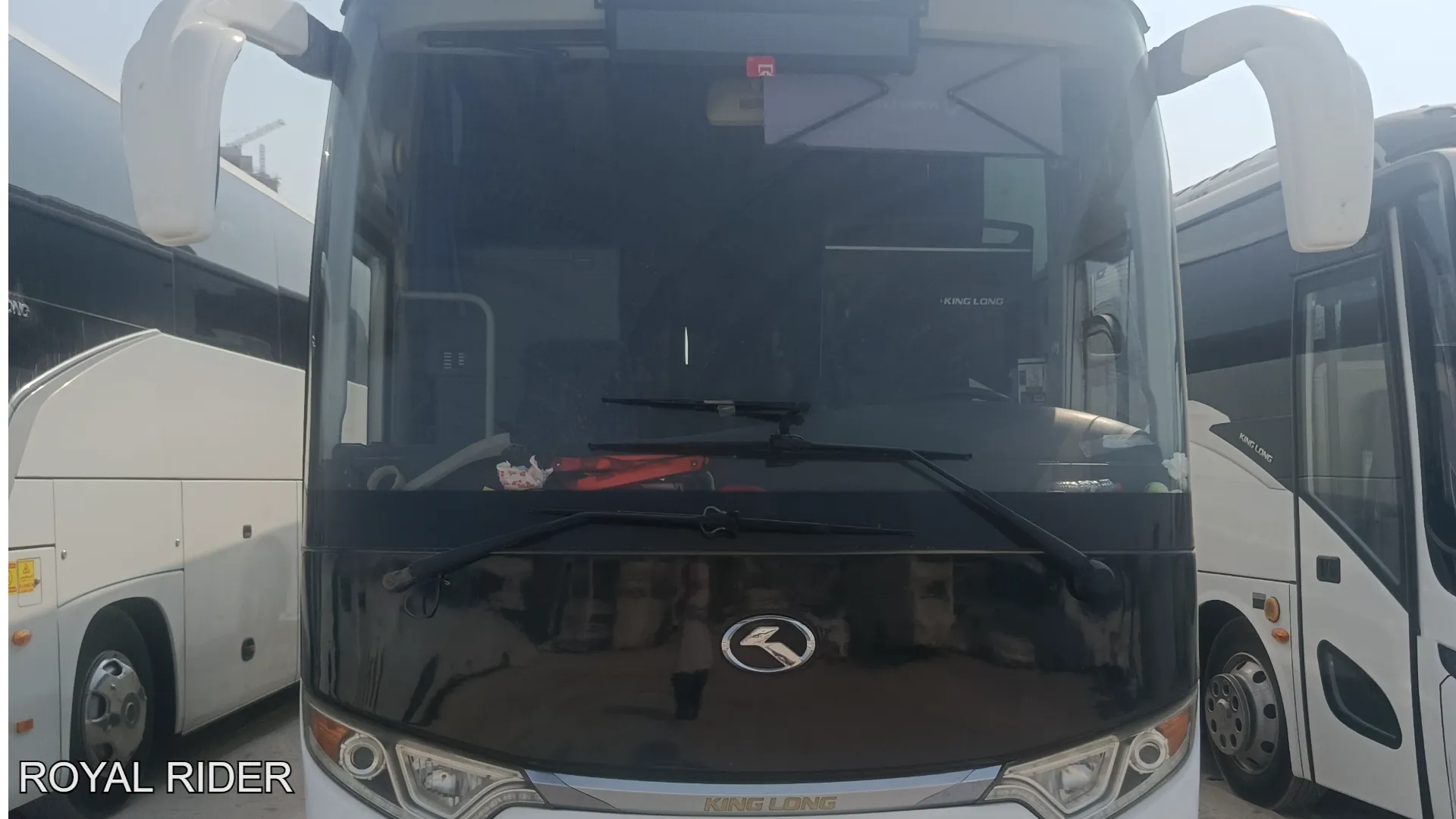 Ras Al Khaimah Airport transfer bus with driver for groups
