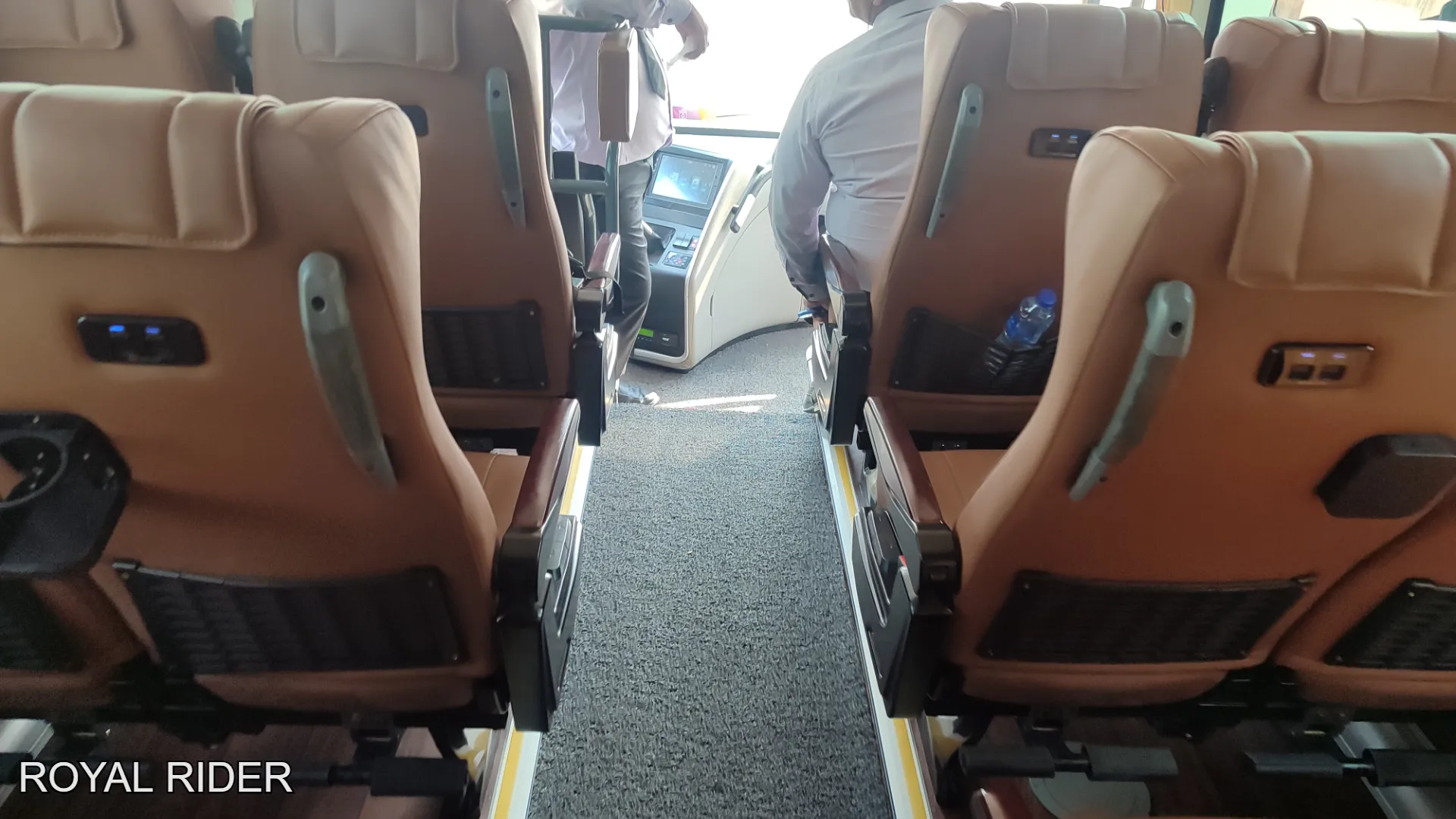 Luxury mini coach hire Ras Al Khaimah