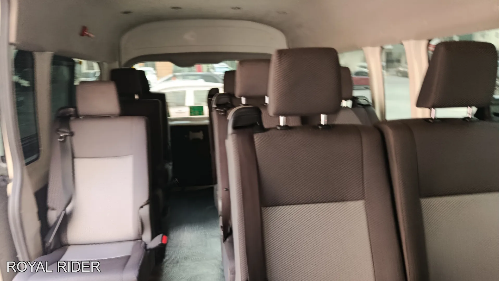 Van rental Hatta with driver for small groups